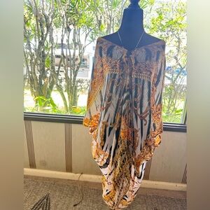Bombshell Farides loose kaftan / batwing tunic dress